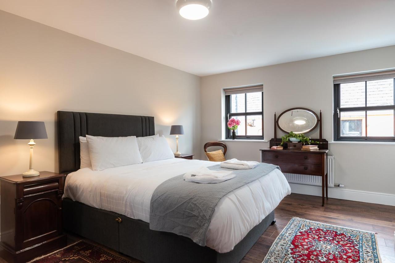 לינה וארוחת בוקר קנמארה Bridge Street Townhouse מראה חיצוני תמונה