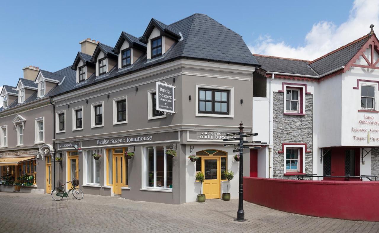 לינה וארוחת בוקר קנמארה Bridge Street Townhouse מראה חיצוני תמונה
